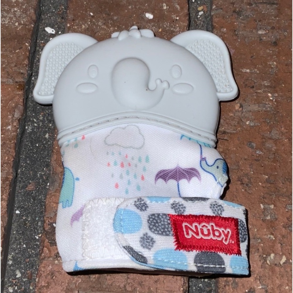 NUBY Baby Teething Mitten Gray Elephant Silicone‎ Hand Mit